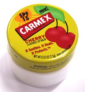 Carmex Lip Balm Pot Cherry Flavored 7.5g